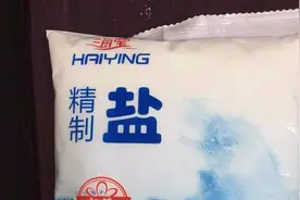 为什么门口要撒一把食盐？我也是刚知道用途，记得告诉家里人
