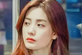 林珍娜NANA：姬圈扛把子大气御姐脸，不愧是连续3年全球最美视频封面