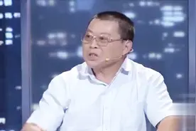 妻子看丈夫手机 又发现和异性的暧昧短信 丈夫却说是和同事的暗号视频封面
