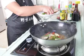 爱吃鱼的收藏了，这才是闽南独特酱油水做法，一上桌全抢光视频封面