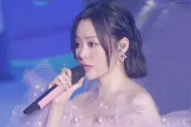  张靓颖献唱《我的梦》，粉色蕾丝装甜美秀香肩！  视频封面