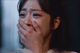 20岁校花未婚先孕想偷偷生下孩子，没想到父亲竟突然找上门了视频封面