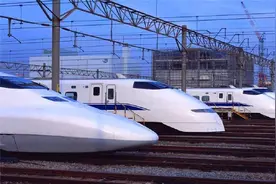中国基建这一大手笔，可让北京到柏林只需2天，全世界都在热议视频封面