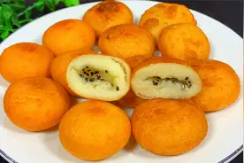 炸糖糕最忌小火慢炸，分享20年摆摊经验，简单易学，学会都能开店视频封面
