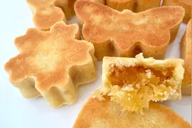 菠萝季，自己动手做低糖纯菠萝馅儿的凤梨酥视频封面