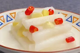 老妈教我祖传腌萝卜配方，做法简单易存储，清脆爽口，酸甜又解腻视频封面