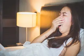 嗜睡是怎么回事？医生：排除睡眠时间短，需当心是疾病因素所致视频封面