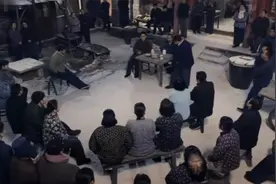 四合院：厨子赴会单挑上百号人，一张嘴打遍天下无敌手，厉害！视频封面