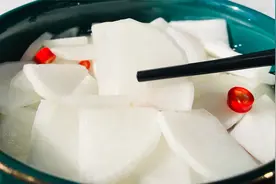 教你糖醋萝卜的腌制方法，酸甜爽口嘎嘣脆，开胃又解腻视频封面