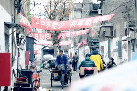 一夜变成“拆二代”？上海80后小伙的回答亮了视频封面