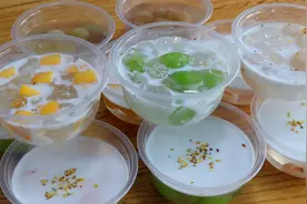 想吃透亮水果冰粉，不用手搓的简单版本，夏天来上一碗冰爽好喝！视频封面