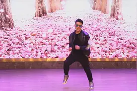 婚礼仪式开始前，帅气伴郎一曲劲爆舞蹈惊艳开场，跳得太好啦视频封面