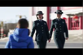 去部队当文职是什么感觉？让你体检不一样的人生视频封面