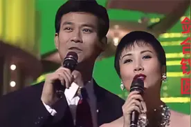 郑少秋汪明荃对唱经典粤曲《剑合钗圆》，歌声曲韵浓郁，好听极了视频封面