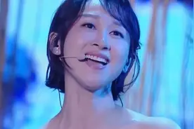演员练练挑战罗大佑经典，一首《野百合也有春天》，太让人惊艳视频封面