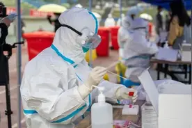 核酸检测为何要“男女分开”？青岛市卫健委回应视频封面
