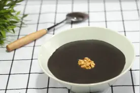黑芝麻糊的做法：口感细腻丝滑，芝麻香气浓郁，适合女孩子吃视频封面