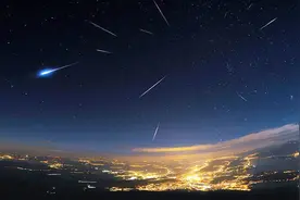 今晚10点一起相约！宝瓶座流星雨降临，每小时高达40颗流星！
