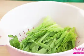 莴笋叶别扔了，教您这样做，味道美味极了视频封面