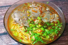 想吃牛肉汤别再买了，把配方告诉你，在家就能做，比买的还好吃视频封面