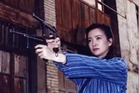 湖北老人去世，孙子整理遗物时发现了一张破纸，意外暴露真实身份视频封面