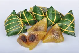 煮粽子用冷水还是热水？很多人都弄错了，难怪粽子松散又夹生视频封面