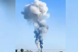 湖北仙桃一化工厂闪爆致6死4伤，3个月前曾被发现安全隐患视频封面