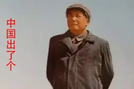 因为在苏联养成的待人接 物习惯，岸英说话时又耸肩，又摇头。视频封面