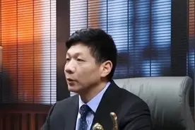 朋友十年前借款10万，如今却失踪找不到，追债困难重重丨现场说法视频封面