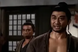 玉面侠：女侠全家被杀害，巧得十大恶人真传苦练武功，报仇雪恨！视频封面