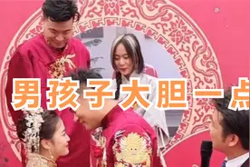 事实证明，男孩子要主动，再主动一点，就成功了视频封面