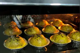 紫薯新做法，用料简单味道足，咬一口还会拉丝，太解馋了视频封面