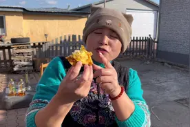 涛哥不爱吃茄子，翠花扬言茄子这么做涛哥必须能爱吃，看看咋做的视频封面