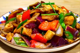 鸡胸肉这样做，我家一周吃五次，做法简单好吃下饭，多吃也不怕胖视频封面