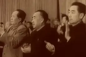1959年选举新一任国家主席前夕，朱德给邓小平写信：不要提我视频封面
