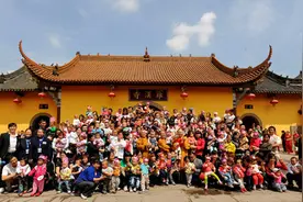 汶川地震时，罗汉寺破戒守护108罗汉娃降生，背后有什么故事？视频封面
