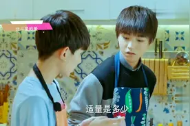 少年时代：TFboys三人照顾小女孩，最后被易烊千玺的舞蹈折服视频封面