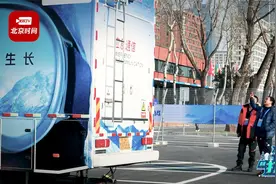 从2008到2022，“双奥人”王申守护北京冬奥村“智慧大脑”视频封面