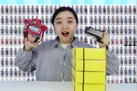 开箱奥特曼胶囊大盲盒，开出神秘胶囊，还融合出捷德最强形态