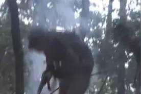 副官指认秘书是卧底，不料女秘书一巴掌，打出副官的身份！视频封面
