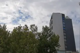 据说乐视又复活了，我们去乐视大厦看看视频封面