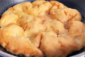 这大饼比油条香多了，外酥里软，食材做法特简单，听声音都咽口水视频封面