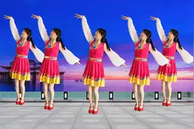 优美旋律草原之歌《云朵上的拉萨》舞姿优美，歌曲醉人视频封面
