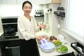 用了3个月的果蔬清洗机，有好多人让我测试清水，今天咱就来试试视频封面
