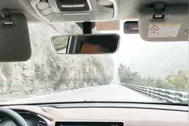 贵州务川回重庆，感觉贵州公路比重庆修得还好一点，沿途全是大山视频封面