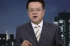 传奇：一家3口骑摩托被撞飞，谁料肇事者不刹车，飞快逃离现场！视频封面