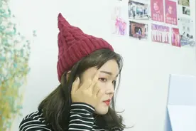 上班没有带腮红，不要急，口红也能派上大用场！视频封面