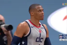 NBA精彩时刻：错进错出！威少强突篮下人群中漂移打成神奇2+1视频封面
