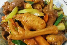 鸡肉好吃做法，加西芹做西芹炒鸡，香味四溢，美味可口又下饭视频封面