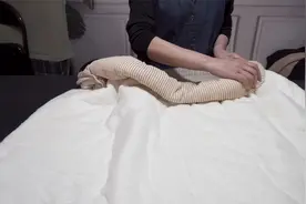 宝宝抱被怎么做！50岁老师傅教你这样工作，简单易学又好用视频封面